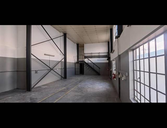 INDUSTRIAL PROPERTY TO RENT IN WALTLOO